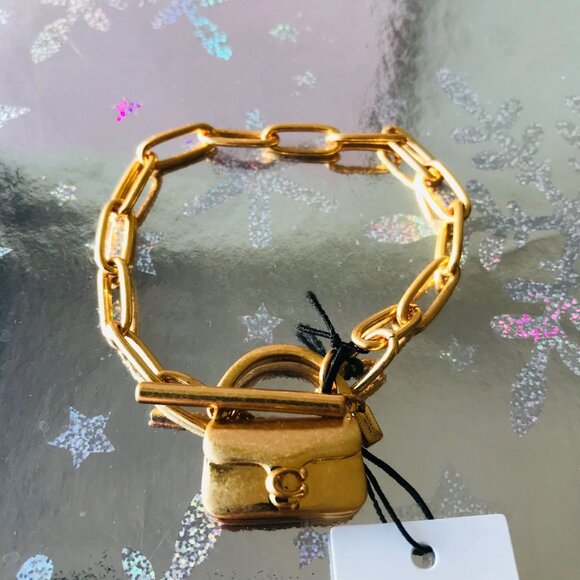 COACH MINI TABBY HANDBAG CHARM Matte Gold Tone Brass  Chain Bracelet  NWT - Picture 6 of 9